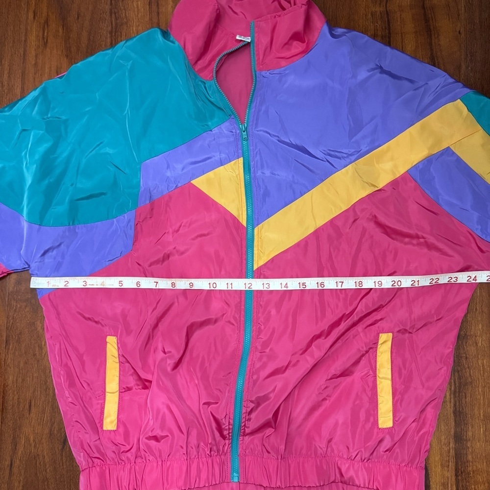 Vintage Windbreaker Jacket Size Medium - Picture 6 of 10